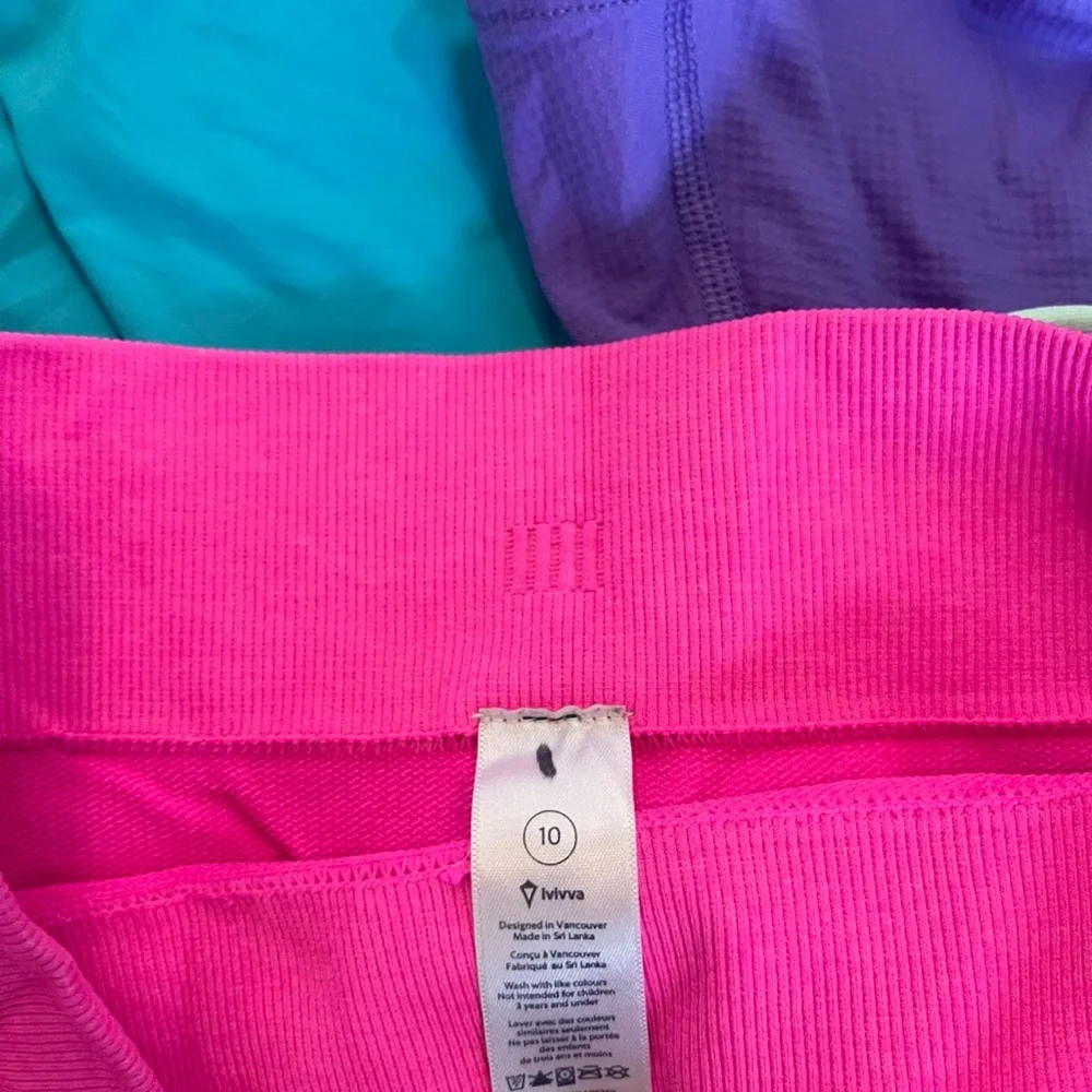 Ivivva Bundle 4 items ☀️ - Picture 10 of 10